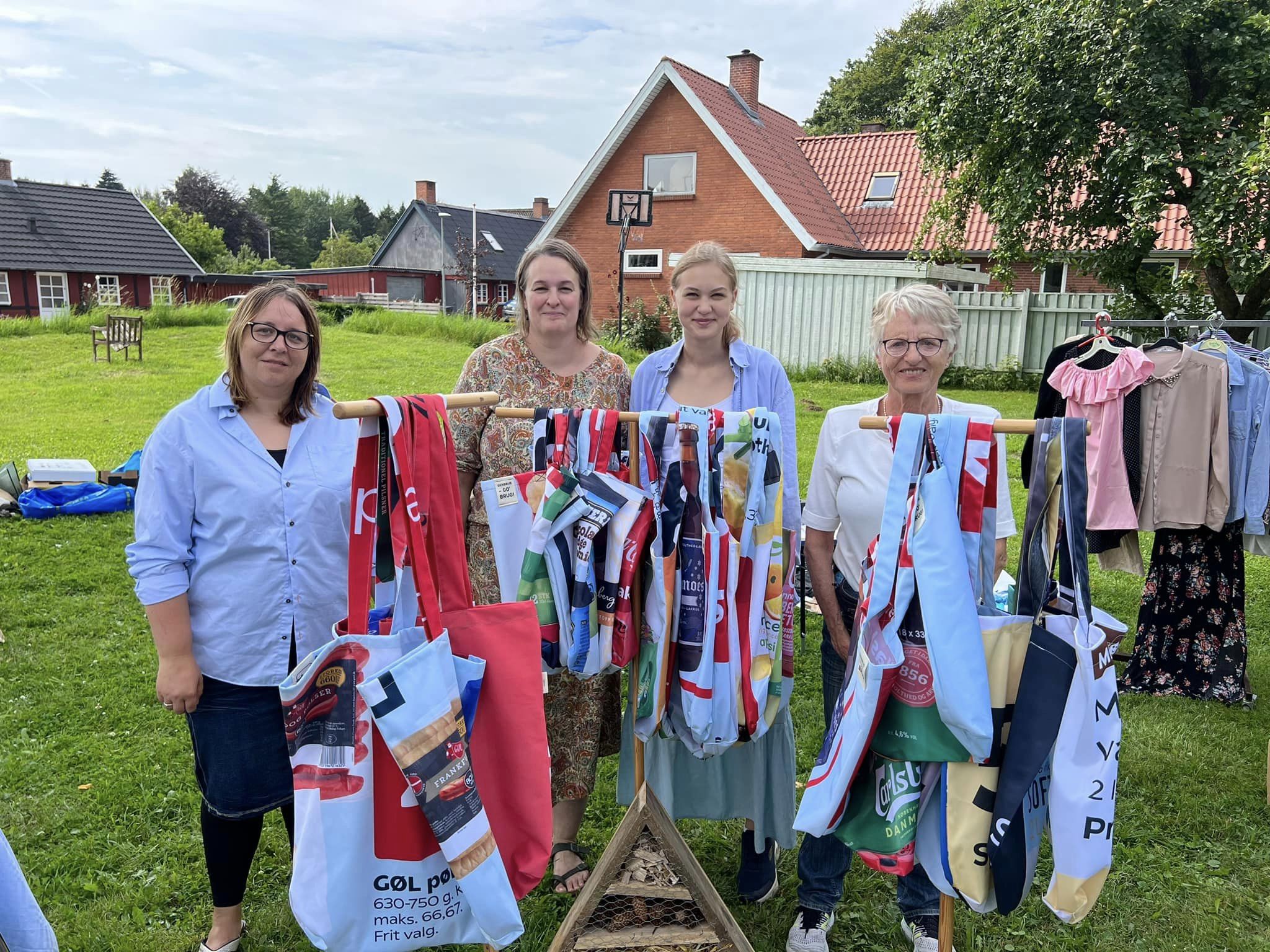 Vandel repaircafe på marked i Randbøldal